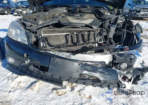 2010 Mercedes-Benz C 300 Luxury 4Matic/Sport 4Matic из США, поврежденный, VIN WDDGF8BB5AR094714